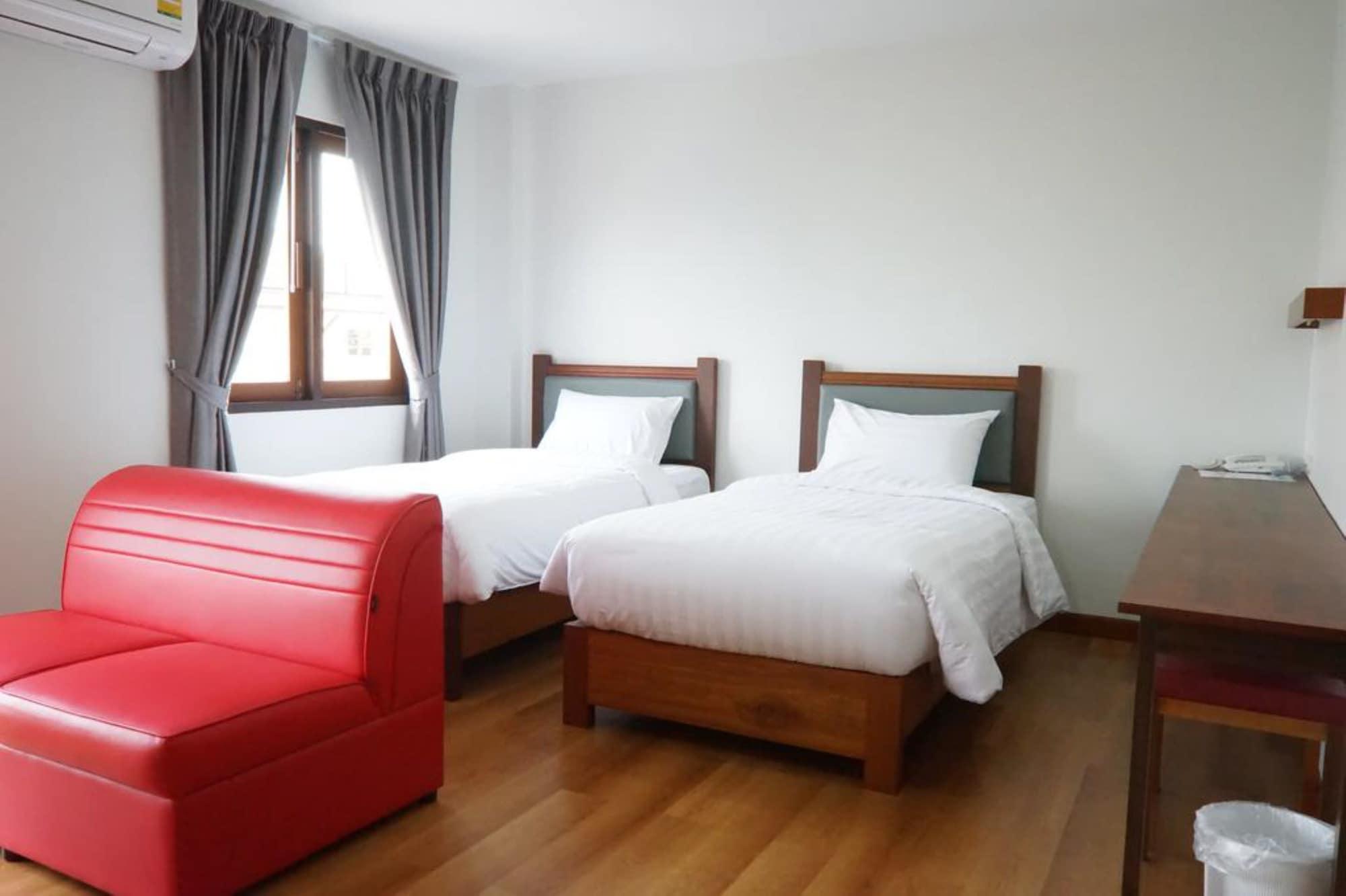 Tai-Shan Suites Ratchaburi Εξωτερικό φωτογραφία
